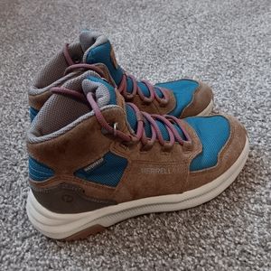 Kids Merrell Hiking Boots - Size 2